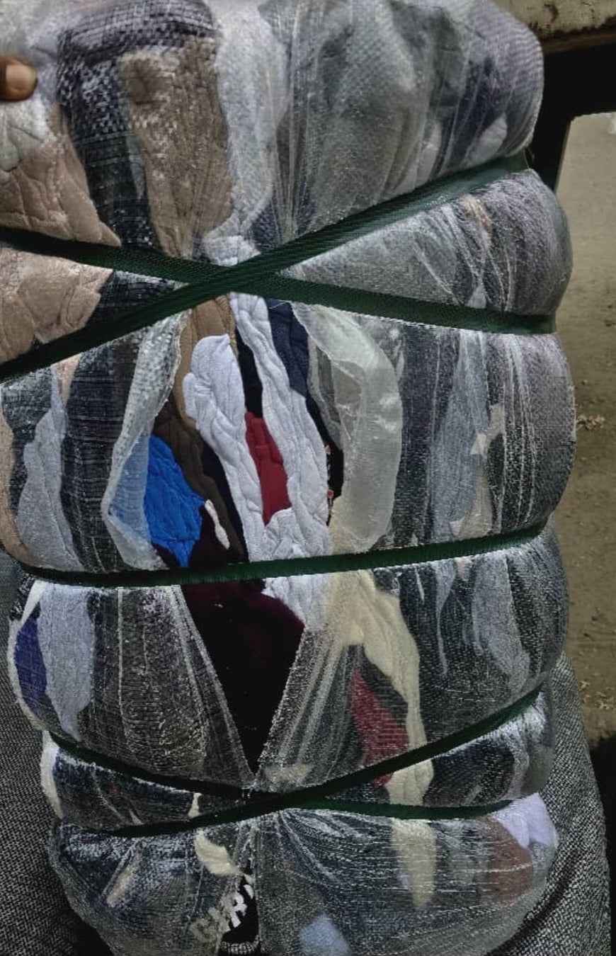 UK Sweatshirt, Hoodies, Joggers Bales of Clothing — 55kg (Grade A)