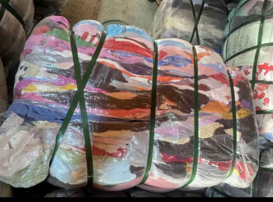 LADIES BALE OF CLOTHING  BULK ORDER —  55kg & 100kg (Grade A & AB)