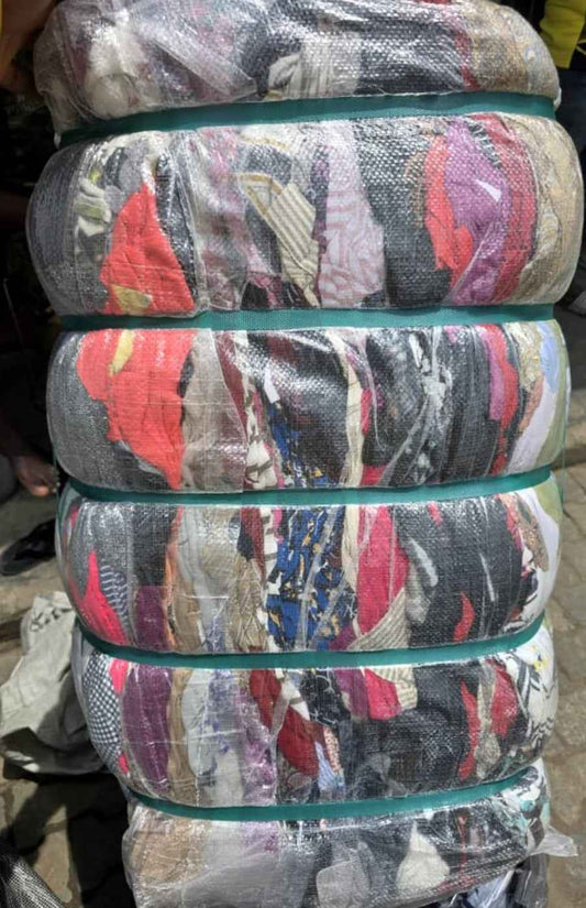 LADIES BALE OF CLOTHING  BULK ORDER —  55kg & 100kg (Grade A & AB)