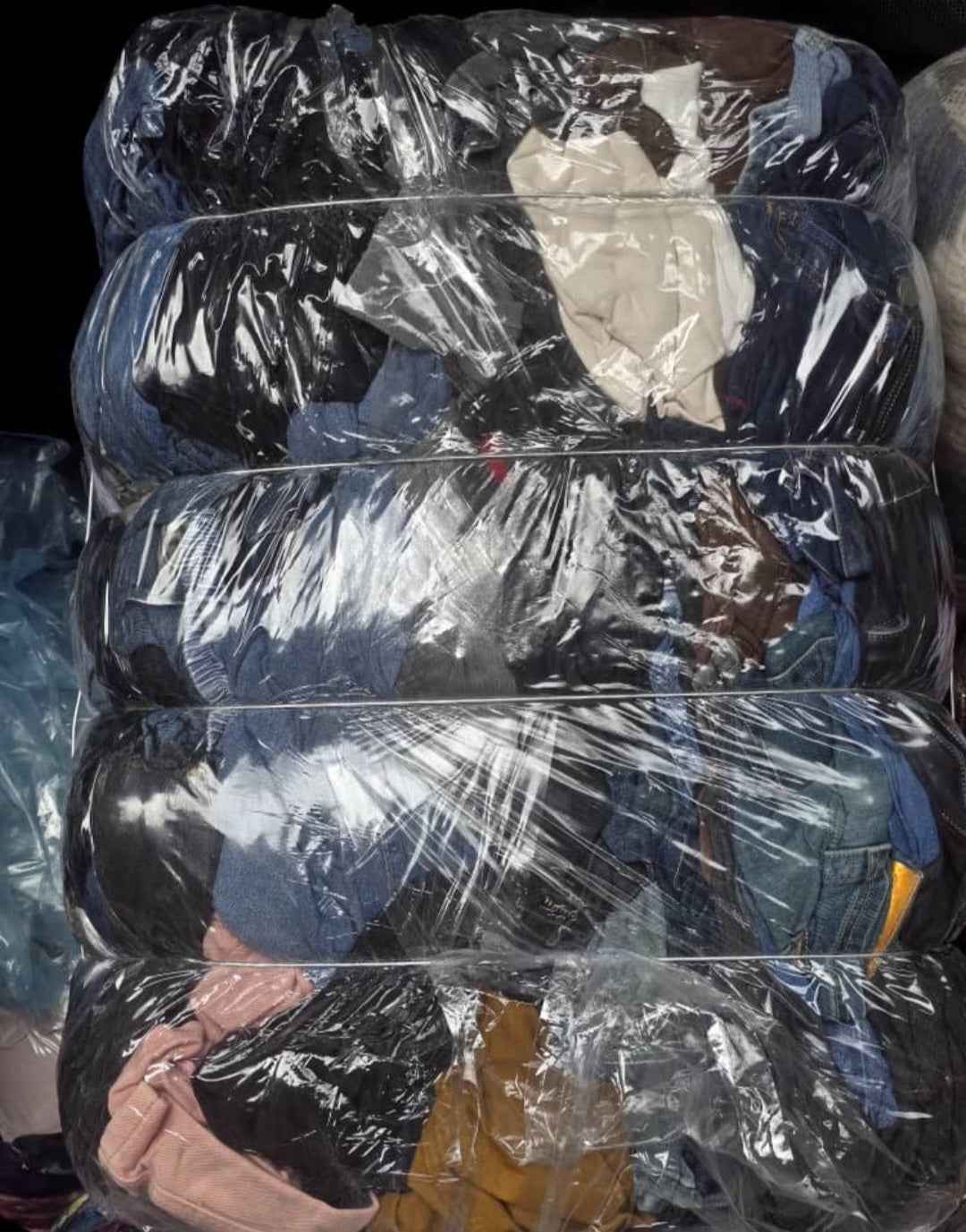 CHILDREN BALE OF CLOTHING  BULK ORDER —  55kg & 100kg (Grade A & AB)