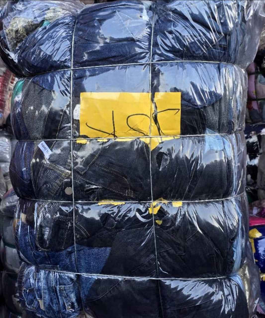 LADIES BALE OF CLOTHING  BULK ORDER —  55kg & 100kg (Grade A & AB)