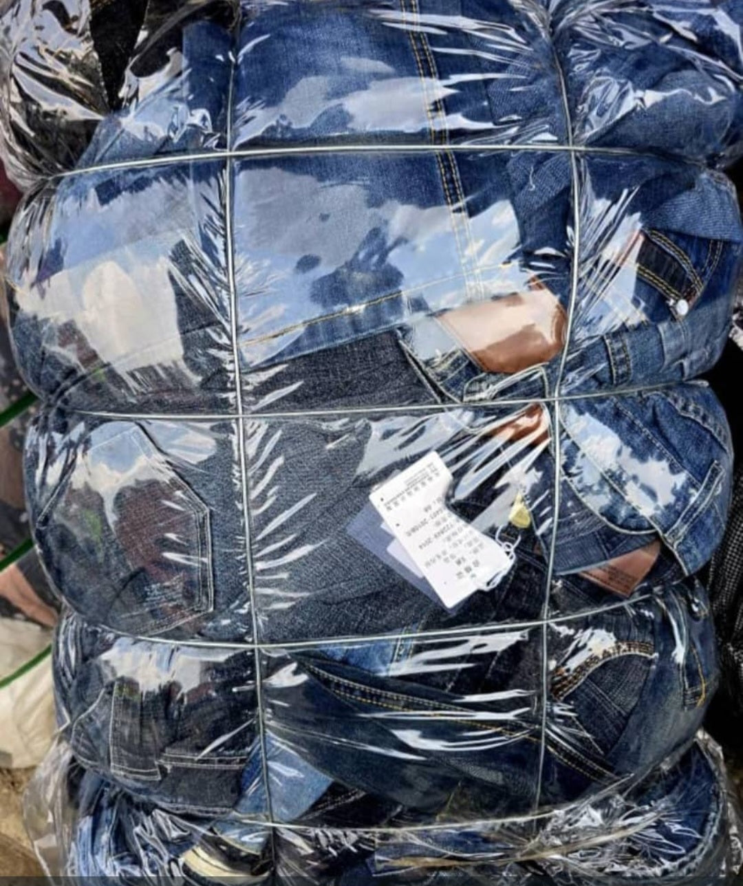 China Men Bale — 100kg (Grade A).